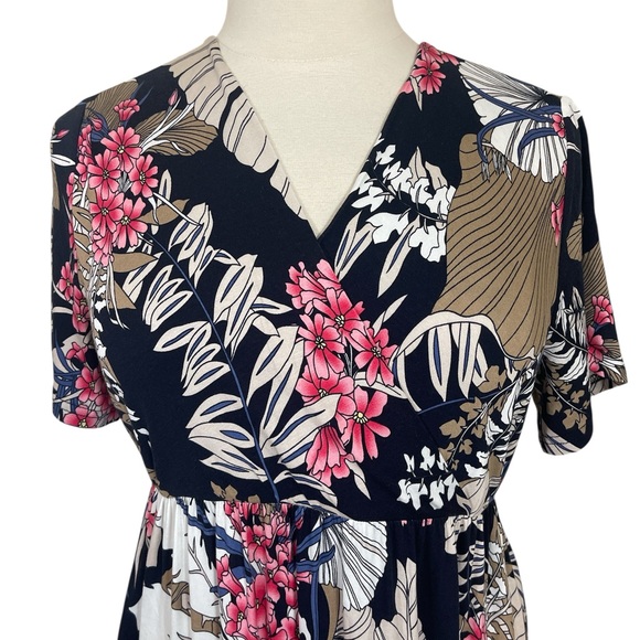 Chic Floral Stretch Knit Pull On Maxi Dress - Picture 3 of 4